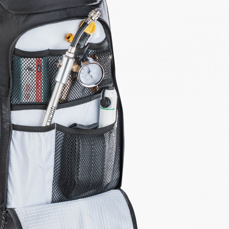 EVOC FR TRAIL BLACKLINE M/L