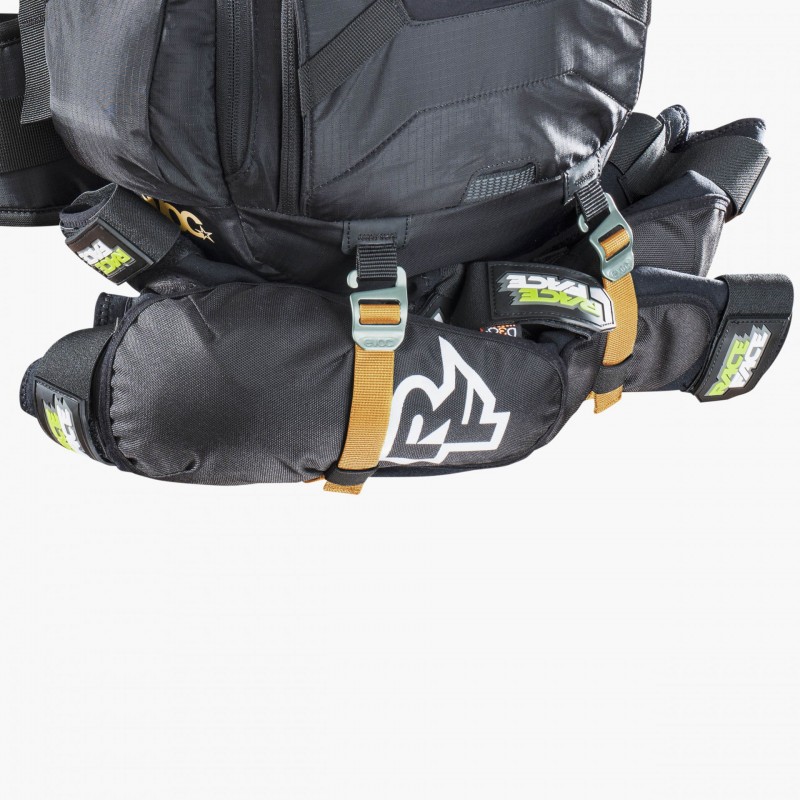 EVOC FR TRAIL BLACKLINE M/L