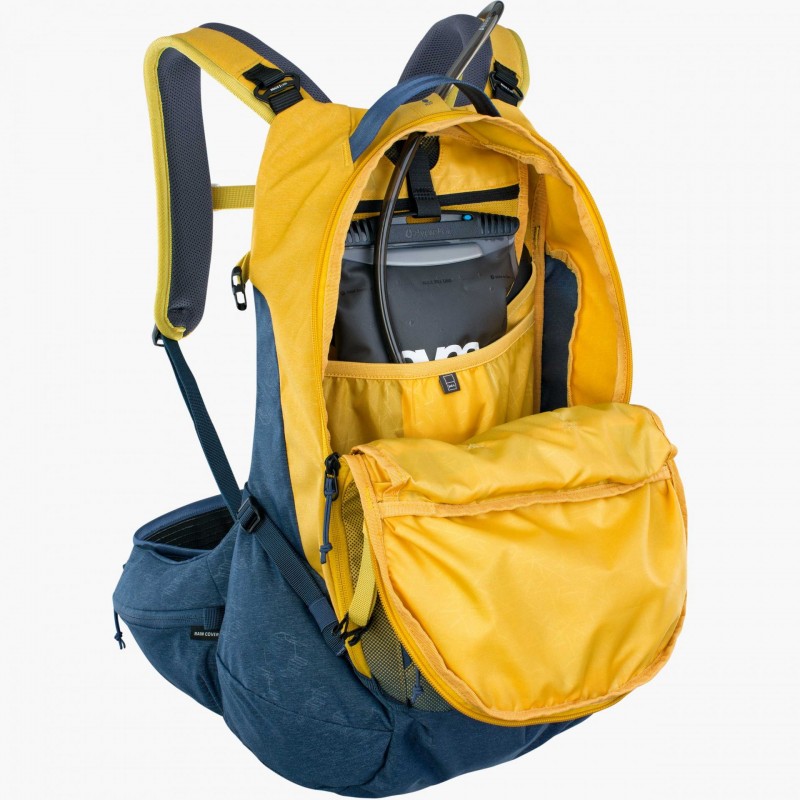 EVOC TRAIL PRO 26L L/XL CURRY-DENIM BACKPACK